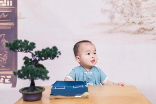 娄底宝宝几个月用拉拉裤 娄底宝宝几个月用拉拉裤